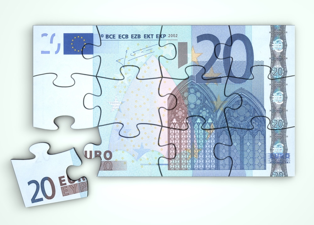 20 Euro note as a puzzle - one piece seperately - top view