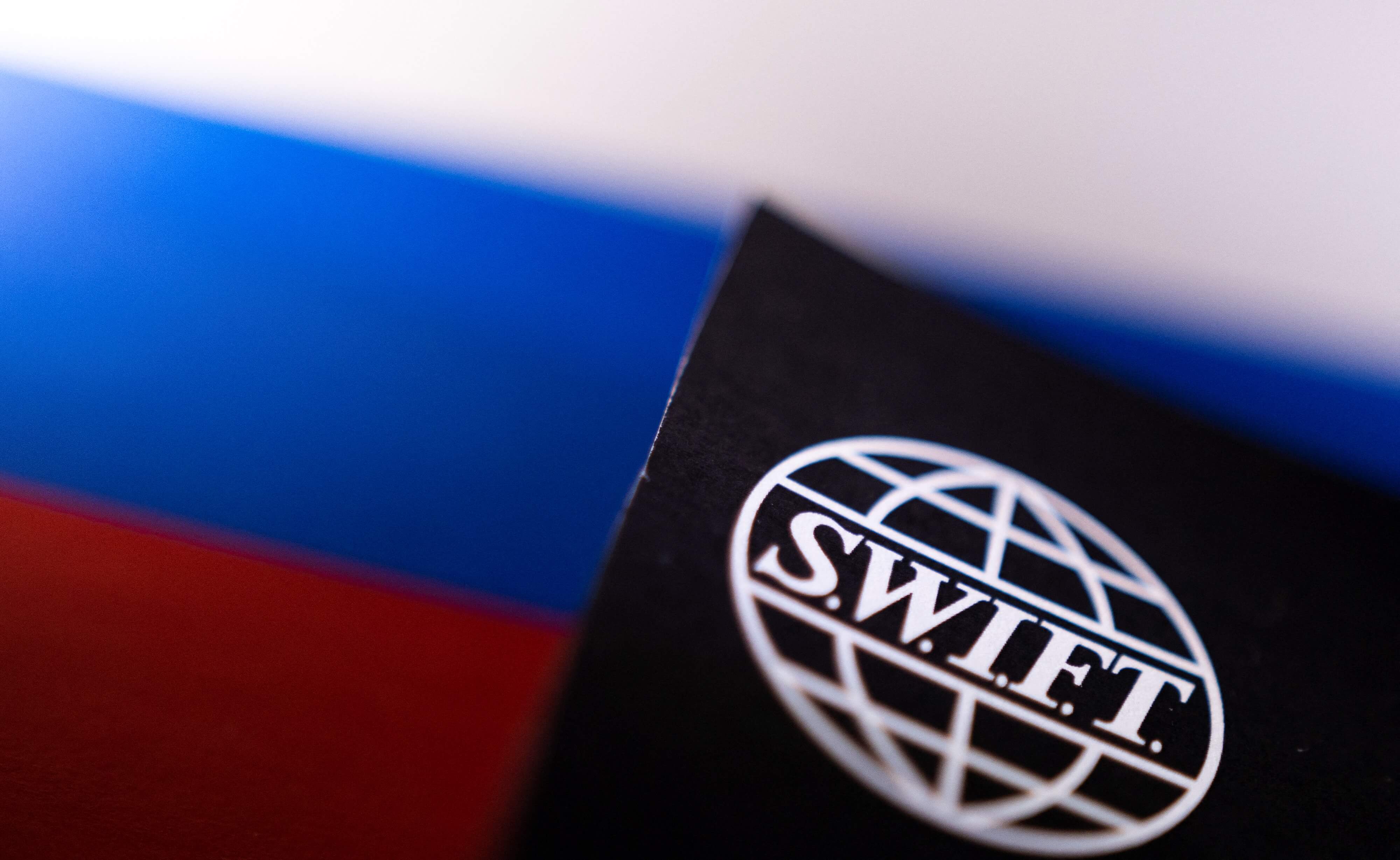 EU to Ban Seven Russian Banks from SWIFT