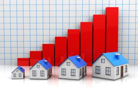 Growth price of houses with red graph